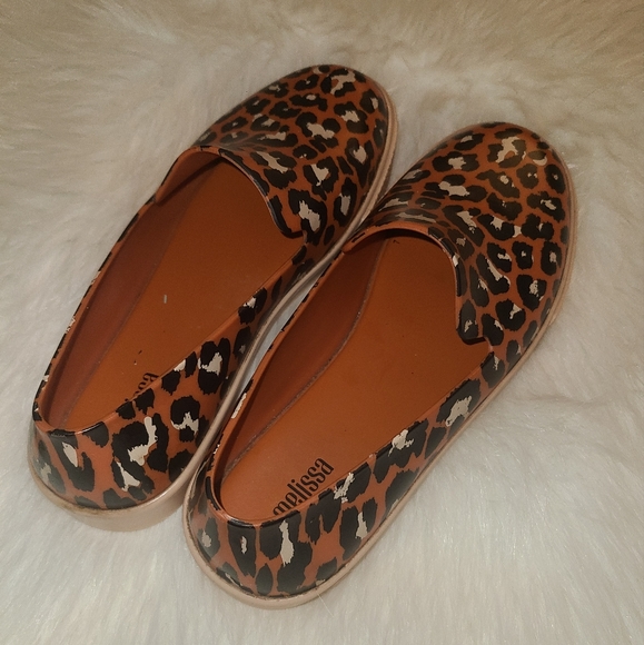 Mel by Melissa Ground III Slip On Shoes | Size 8 - Picture 7 of 12